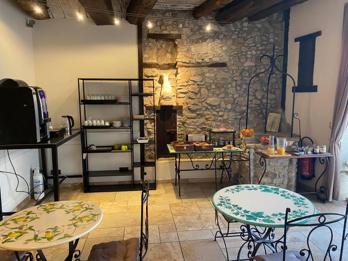 Chateaux Demeures Vallee De L'Arc Trets Zewnętrze zdjęcie